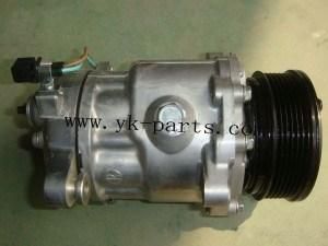 High Quality Auto AC Compressor for VW (6V12)