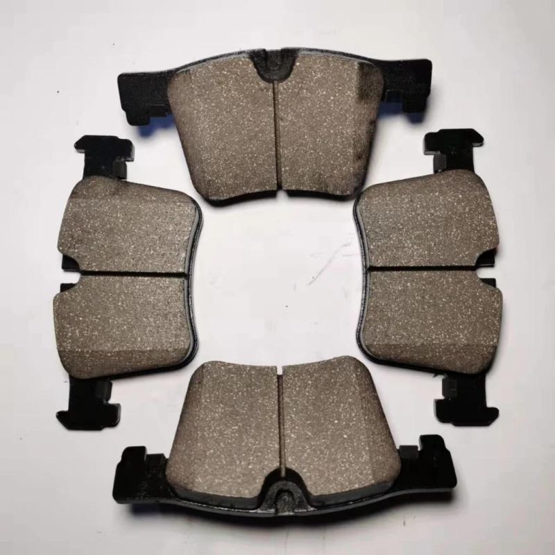 Hot Selling Auto Disc Brake Pads for Great Wall (D1650) Ceramic and Semi-Metal Material