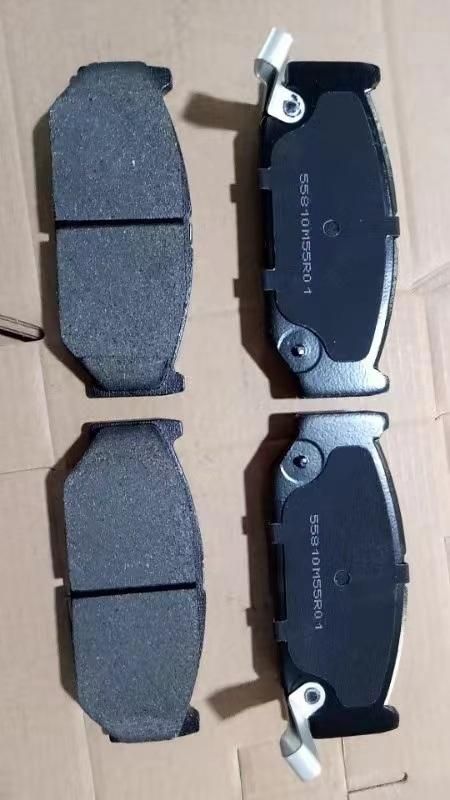 Auto Spare Parts Front Brake Pad for Toyota D1719 Ceramic Brake Pad for Car