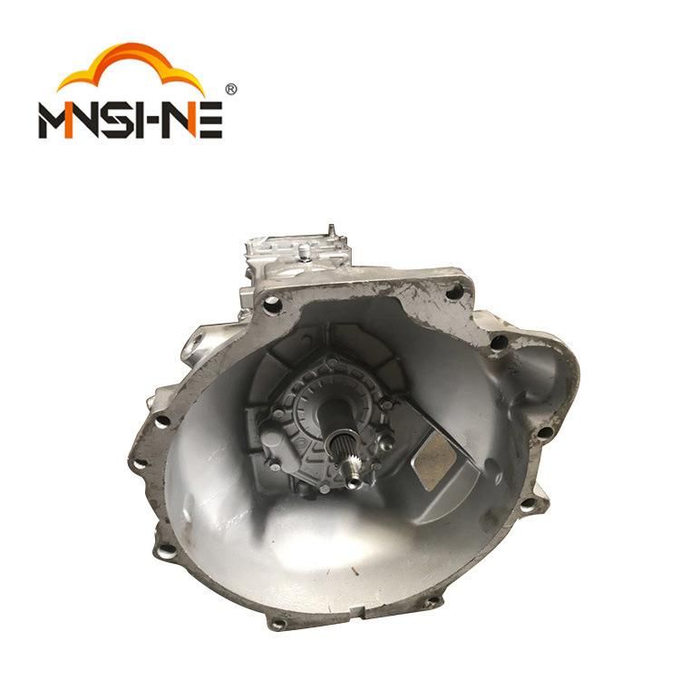 Auto Parts Aluminum Alloy Transmission 4D56 for Mitsubishi and Hyundai Starex H100 2WD