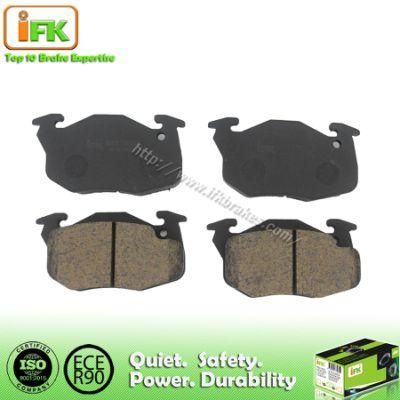 Auto Parts Semi-Metallic Ceramic Front Disc Brake Pad for Peugeot 106/205 425050 Gdb327 D371