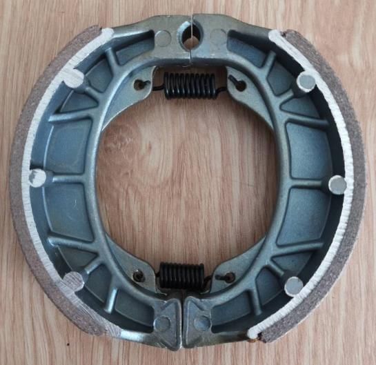 Good Quality Auto Accessories Brake Shoe for Motorcycle Cg125 Ax100