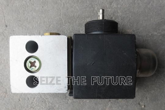 Magnetic Valve Cnhtc Heavy Duty Truck Spare Parts