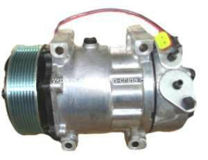 Auto AC Compressor for Truck 7h15 - 8067