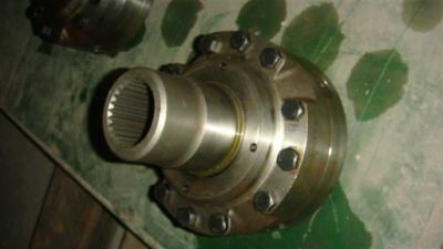 Sinotruk HOWO Truck Parts Inter Axle Differential Assy Az9981320136 + 001