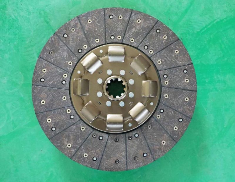 Truck Parts 430 Driven Clutch Disc for Daf HOWO Volvo Benz Truck