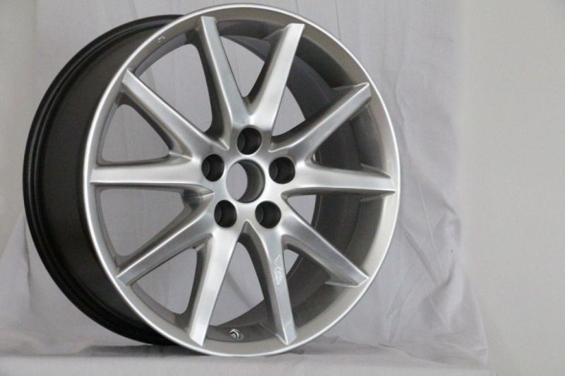 18X8.0 Machined Silver Alloy Wheel Replica