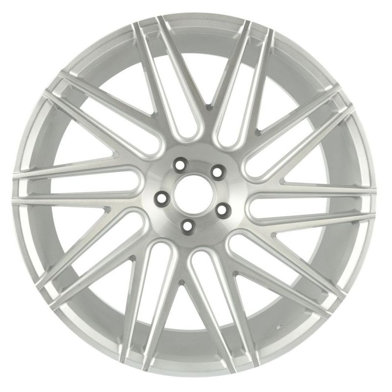 Staggered Size Alloy Wheel with Mesh Design