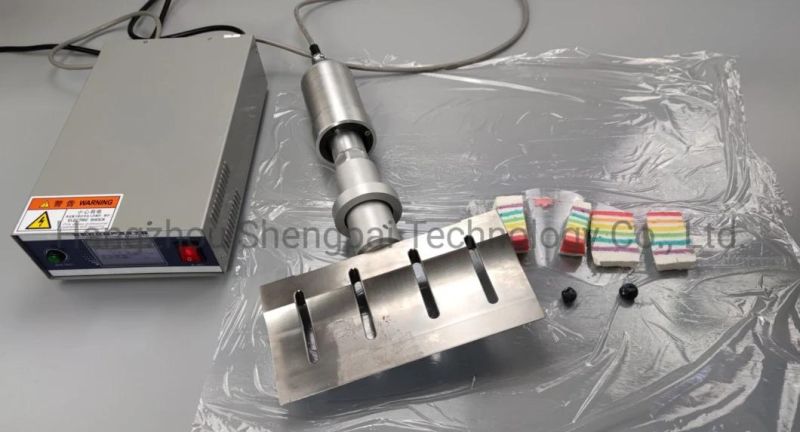 20KHz Ultrasonic Food Cutter With Food Grade Titanium Material Blade