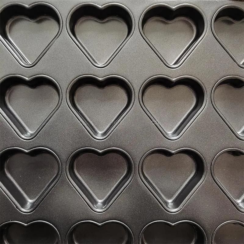 Hot Selling Factory Price 24 Mulit-Link Love Shaped Non Sticke Bakeware Baking Tray/Dish