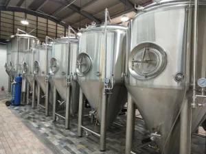 Stainless Steel Brewery 1000L Fermenters Unitanks Fermentation Tanks with Carbonation ...