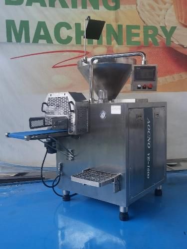 High Capacity Indutrial Automatic Bakery Bread Dough Divider Rounder Machine