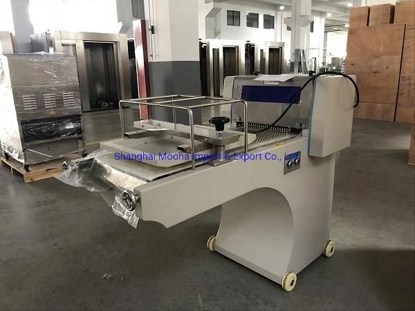 Commercial Long Bread Moulder Multifunctional Bakery Equipment Snack Food Making Machine Bread Dough Baguette Toaster Moulder