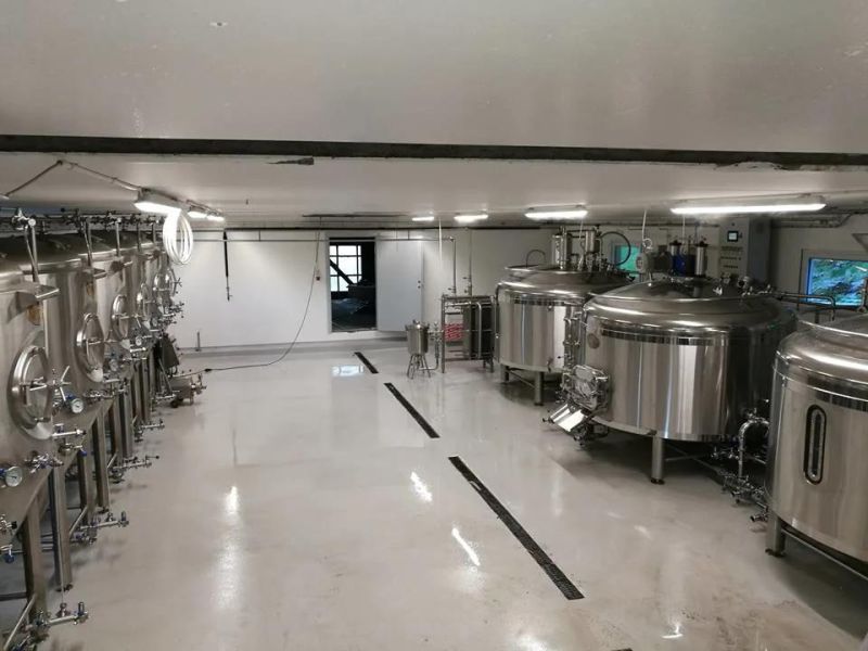 3000L Stainless Steel Jacketed Double Layer Heat Preservation Brewery Factory Turnkey Service