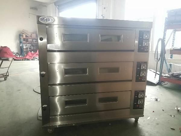 3 Decks Gas Bakery Oven Yxy-60