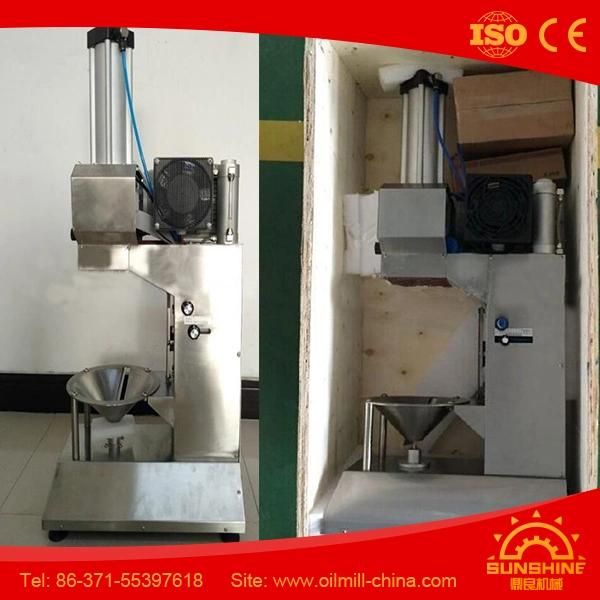 Automatic Young Coconut Peeling Machine Coconut Trimming Machine