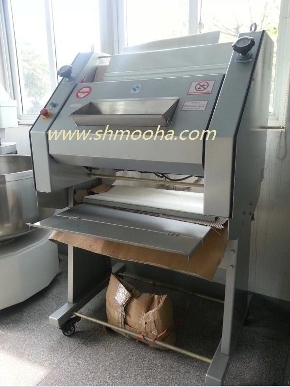 Commercial French Bread Dough Moulder Long Bread Maker Baguette Forming Machine Multi-Function Bakery Equipment Dough Moulder