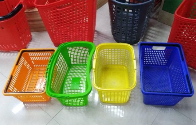 High Quality Hole Plastic Shopping Basket Store Handle Baskets