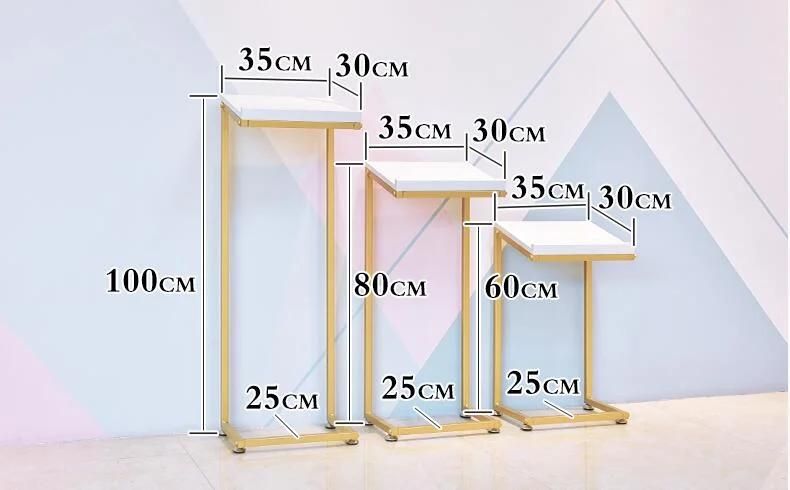 High Quality Shop Display Rack Unique Design Metal Stand for Clothing Store