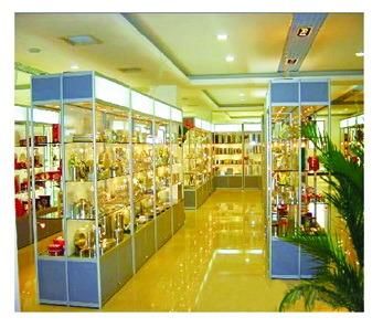 Supermarket Shelves with LED Light