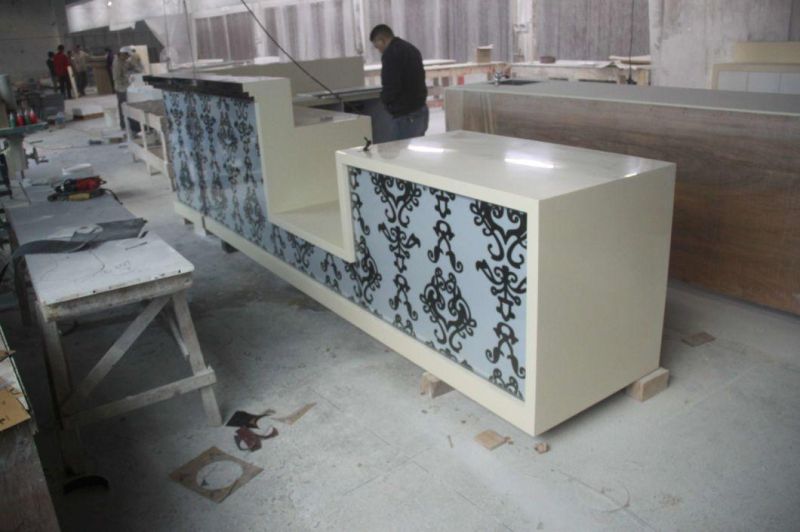 Custom Made LED Corian Commercial Bar Counter