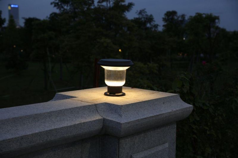 Factory Price Die-Casting Aluminum High Lumen Solar Pillar Light for Path Garden Household