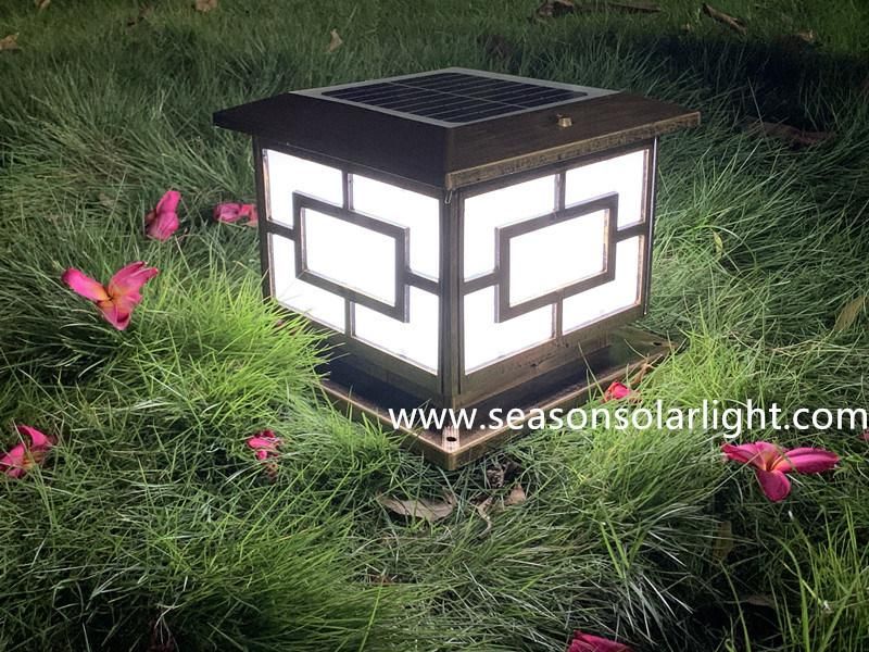 Classical Outdoor LED Lighting Garden 5W Solar Panel Gate Solar Post Cap Light with LED Light