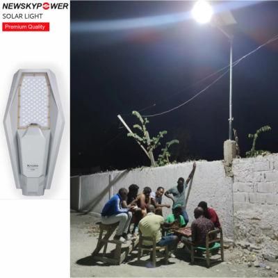 High Brightness Mj-Xj804 Solar Powered Street Lights with 6 Meters Light Pole