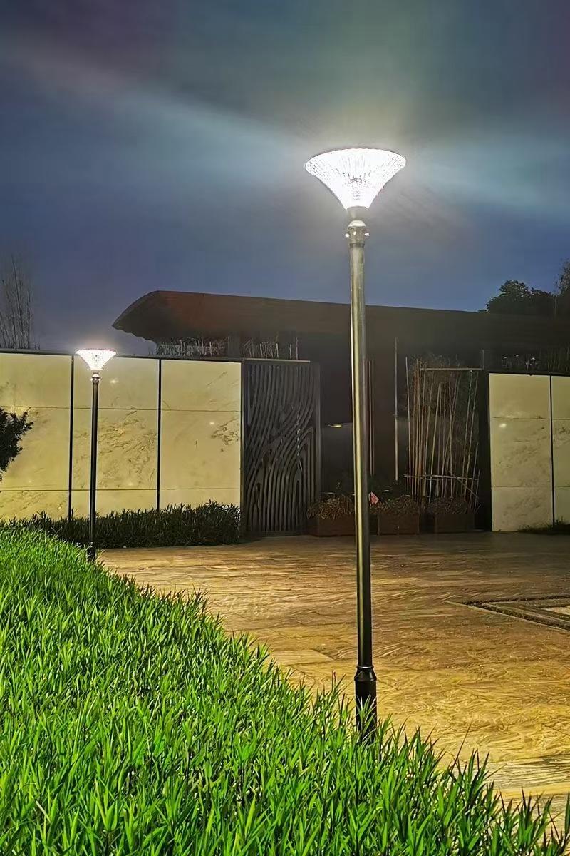 Wholesale Prices Popular Design Outdoor Waterproof Garden Pathway Solar Power LED Lamps