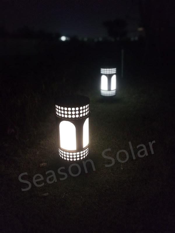 Bright New Product Garden Gate Outdoor LED Solar Lawn Light with LED Warm + White Color