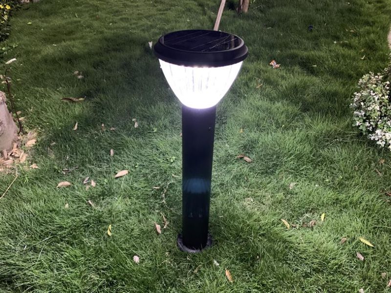 High Power LED Solar Product Alu. Material Pole Outdoor Solar Garden Pathway Lighting with LED Light