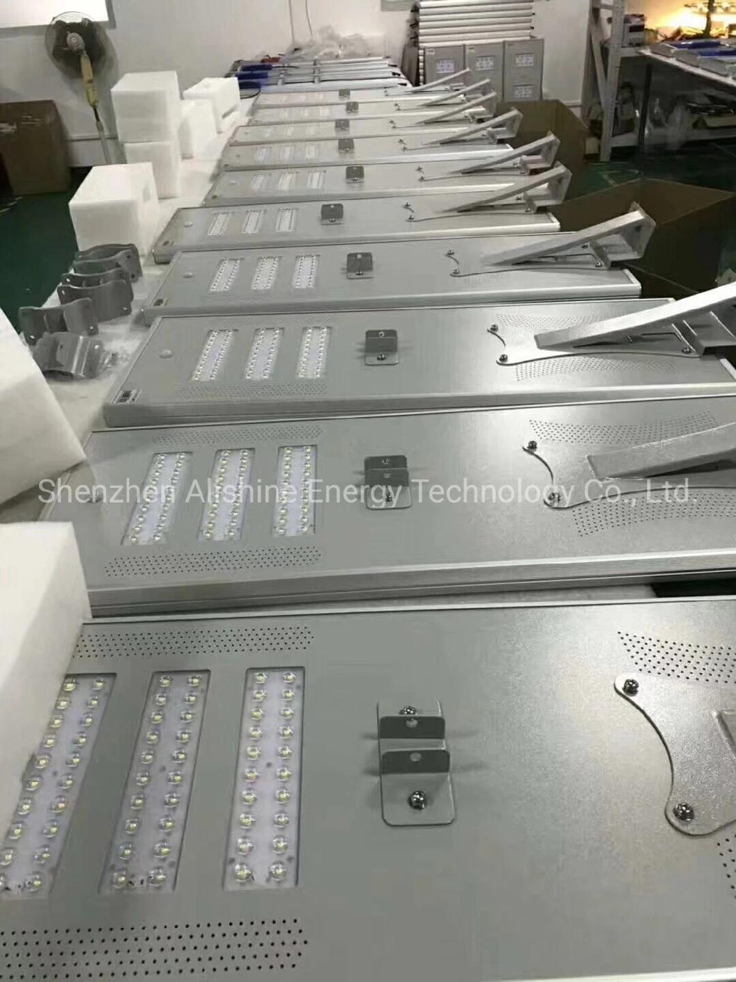 Ce Certificated LED Solar Street Light with Life Po4 Battery