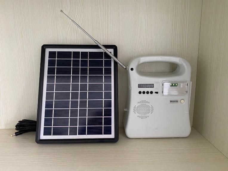 10W Mini off Grid Solar Lighting Home Use System Lighting Kit Solar Generator with FM Radio/MP3/Torch Light/Reading Light for Children Study and House Lighting