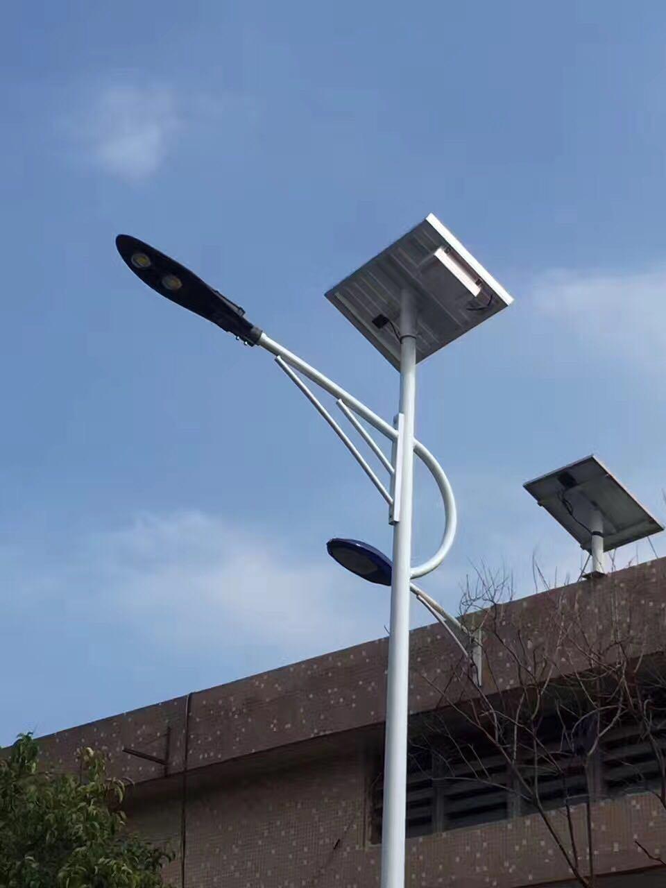 New Design High Brightness Outdoor Lighting IP65 30W Solar LED Street Lamp