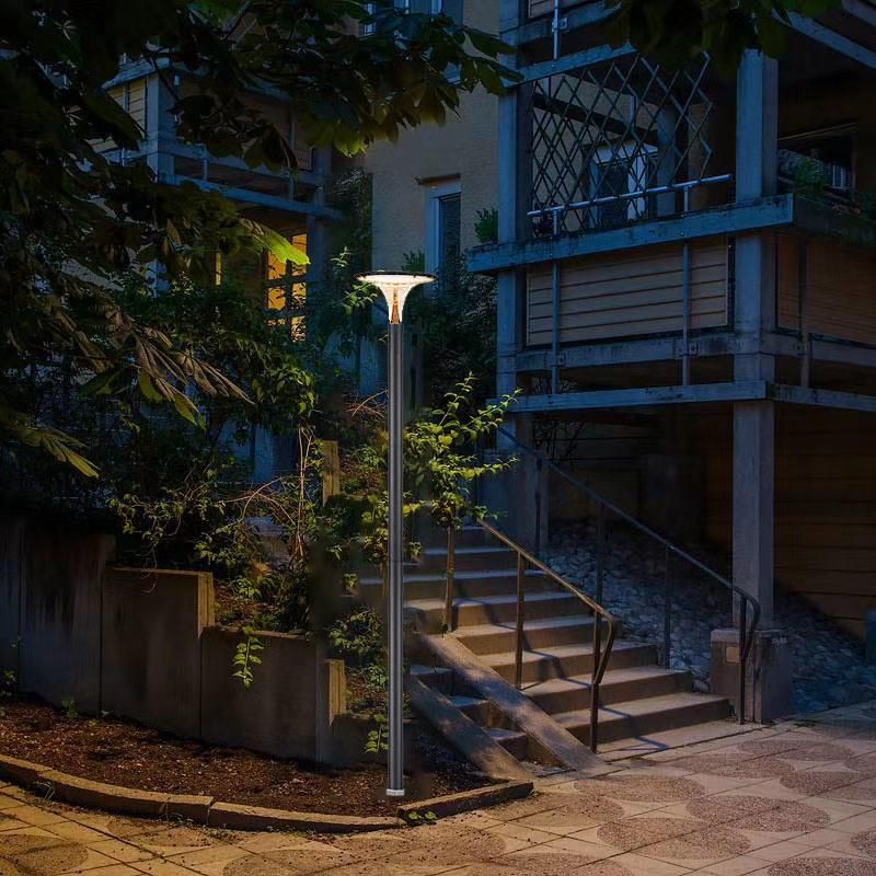 Outdoor Waterproof Courtyard Lamp Solar LED Yard Light for Landscape Park