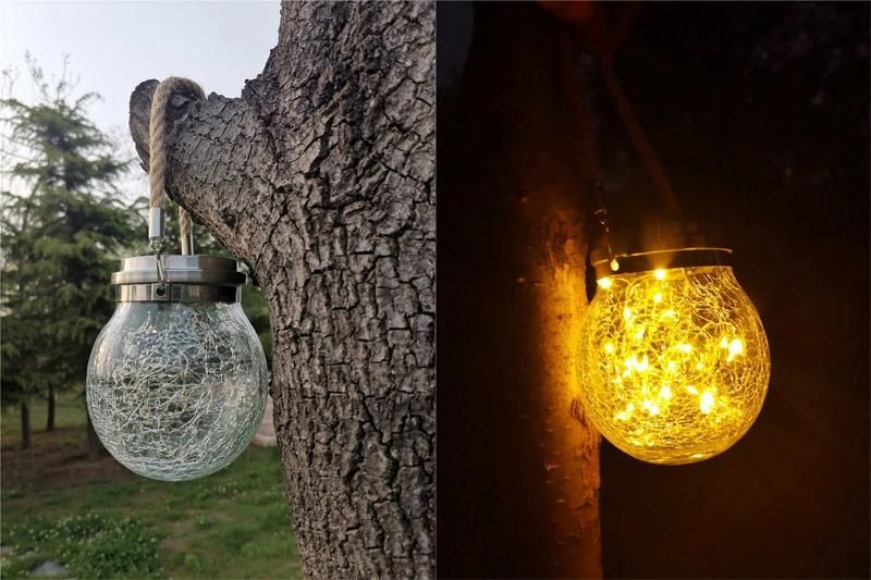 Outdoor Garden Decorative LED Solar Hanging Light for Holiday Celebration