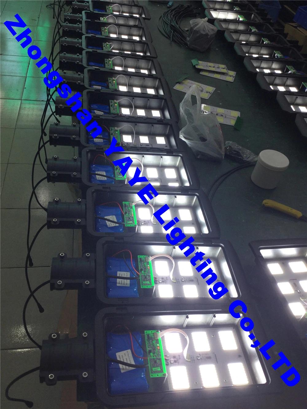 Yaye 2021 Factory Price 100W/200W/300W/400W CCTV WiFi Camera Solar Flood Light with Remote Controller & 1000PCS Stock Each Watt