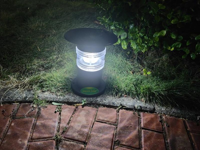 Factory Bright LED Lighting Integrated Outdoor Solar Lawn Light with 3W Solar Panel