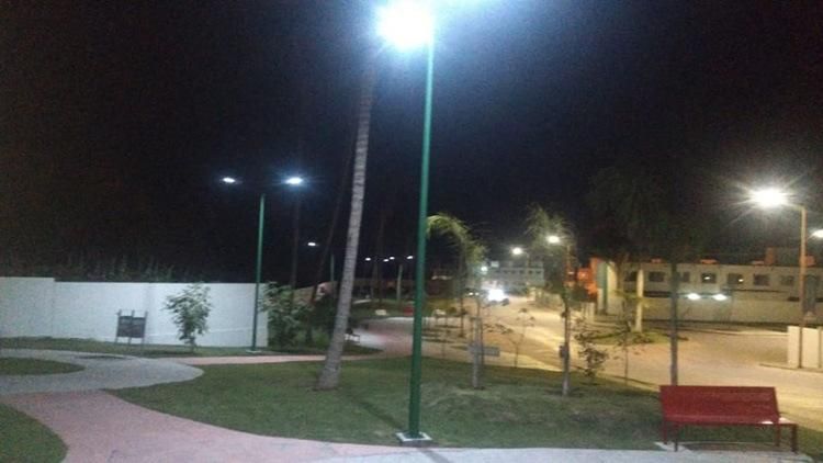 Outdoor Motion Sensor Automatic All in One 150W LED Solar Street Light Price with Battery Backup