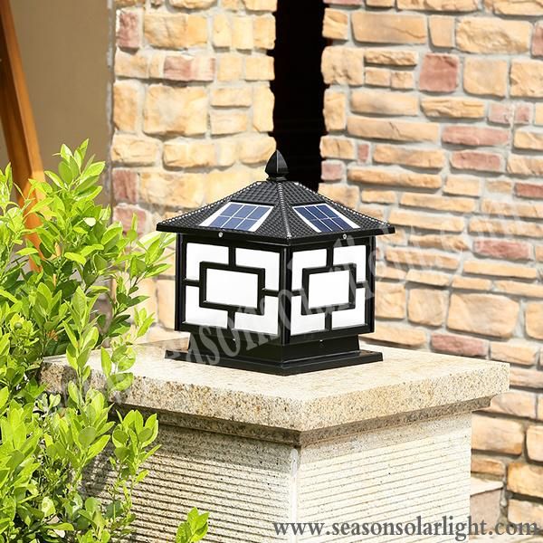 Classical Outdoor LED Lighting Garden 5W Solar Panel Gate Solar Post Cap Light with LED Light