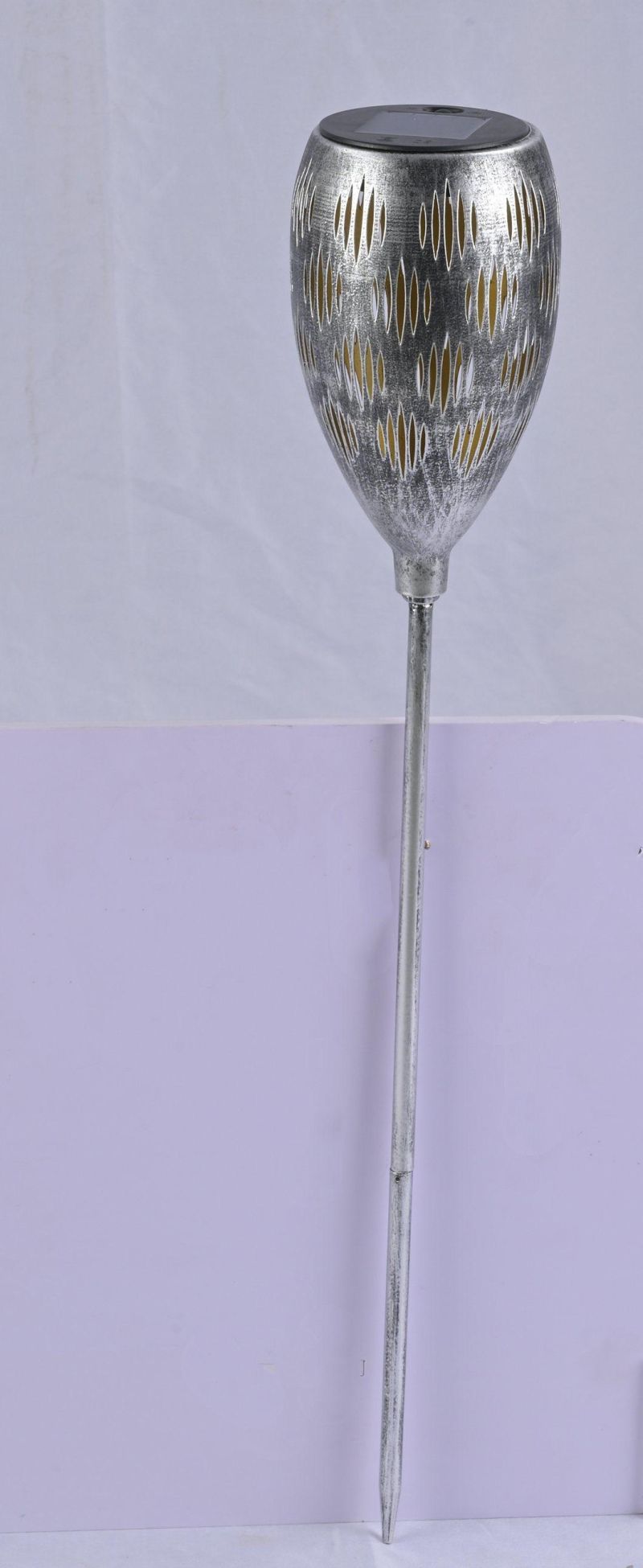 Metal Solar Stake Light with Flame Effect (custom pattern)