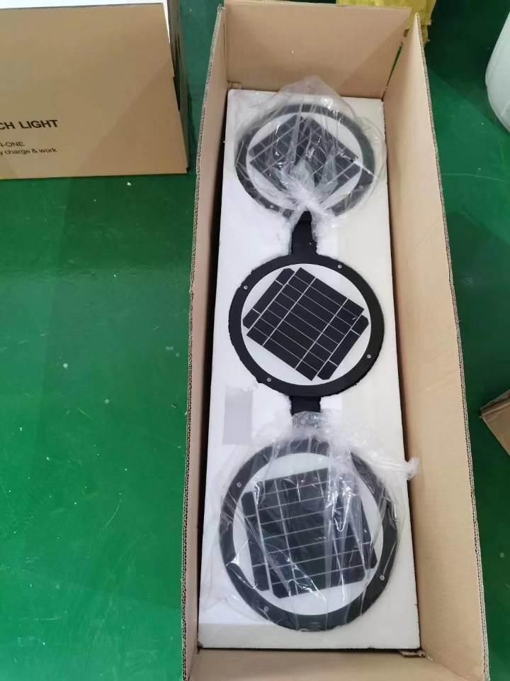 Outdoor IP65 Waterproof All in One Solar Pole Light for Garden