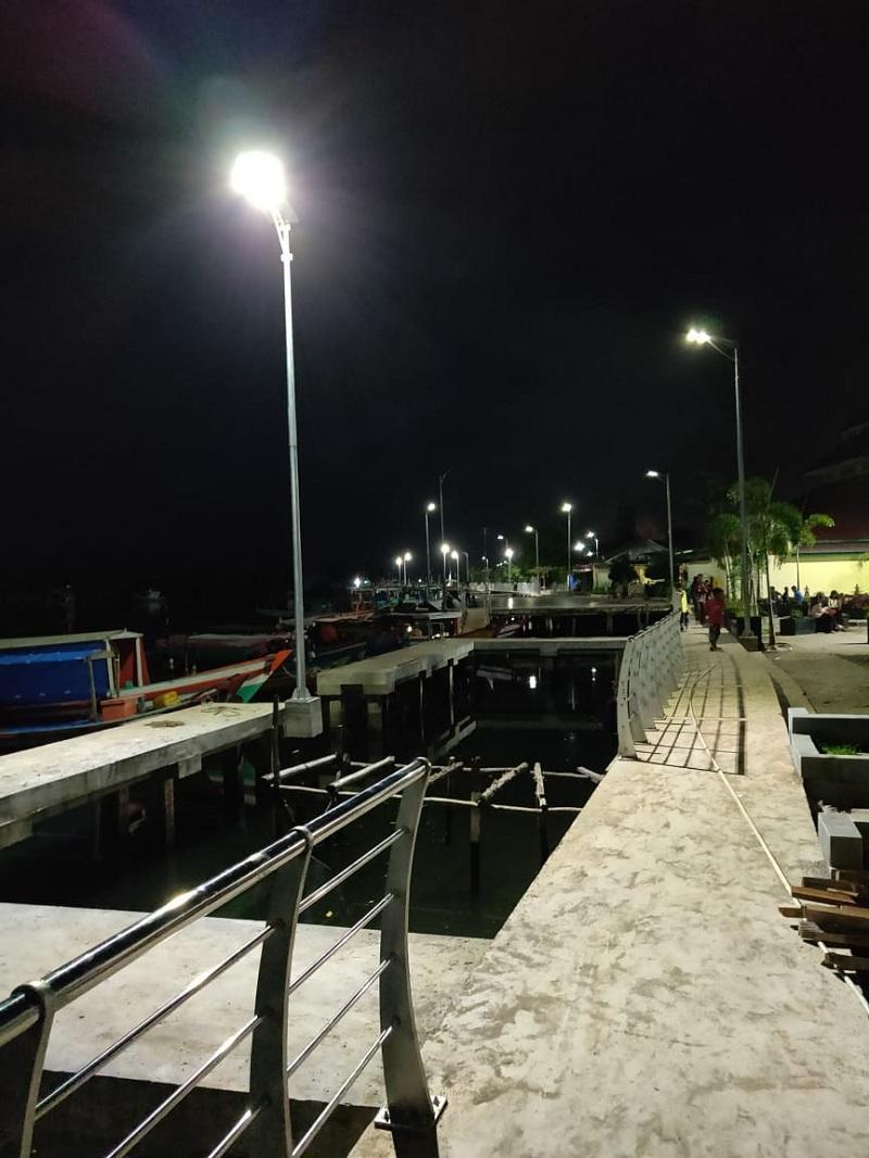 IP65 All in One Integrated Solar Street Street Light for Parking Lots