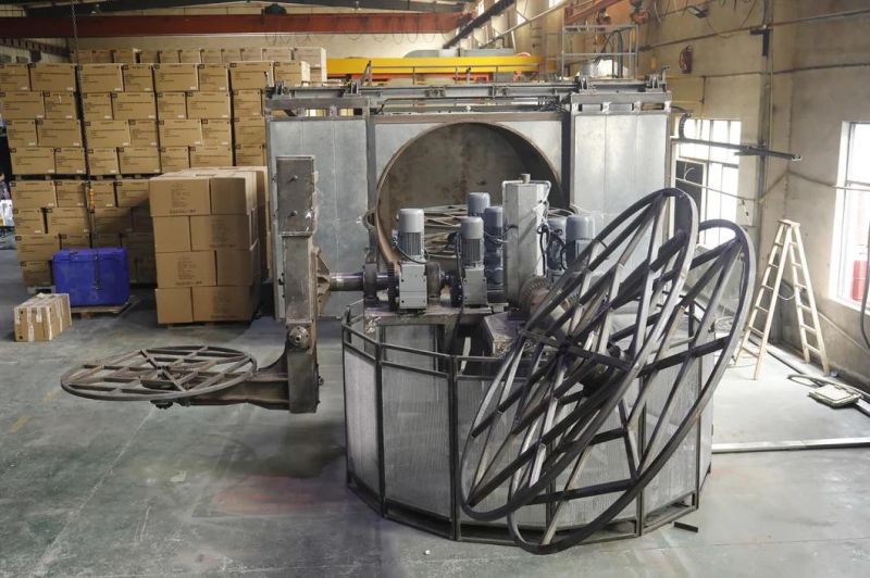 Benfan Carrousel / Independent-Arm Rotomolding Machine in China