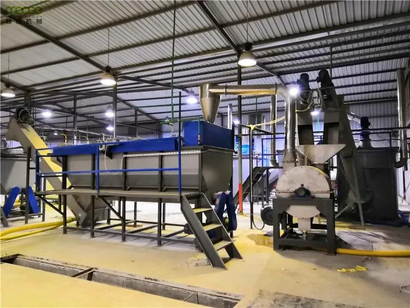 High efficiency PET bottle recycling line with hot tank