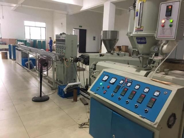 Customized Shape Plastic Pencil Production Making Machine