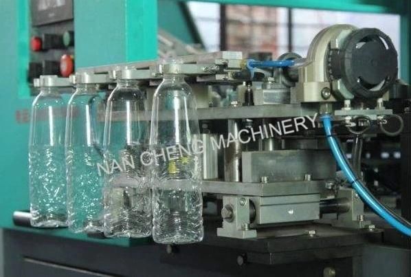 Bottle Blow Moulding Machine (six cavity 5000bph)