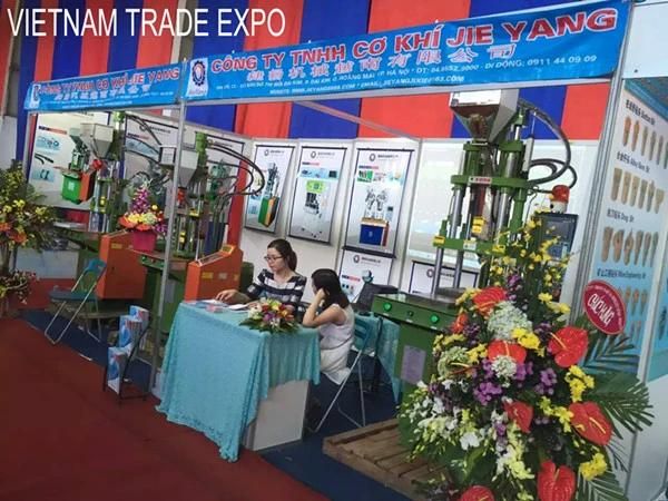 High Quality and Hot Sale Injection Molding Machine for Water Bottle Cap