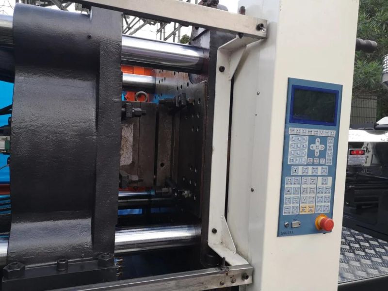 Used for Plastic Manufacturing Machinery Zhenxiong Jm268 Tons Old Injection Molding Machine