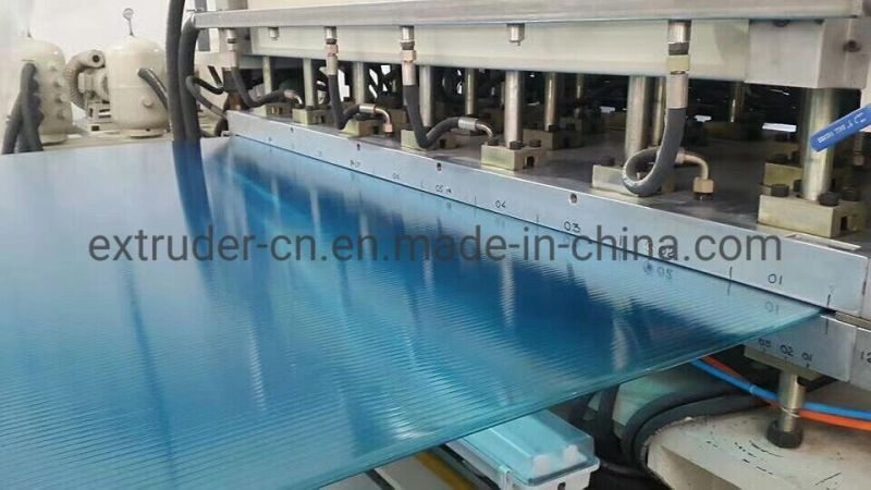 High Quality PC Multiwall Hollow Sheet / Lexan Sheet Extrusion Line